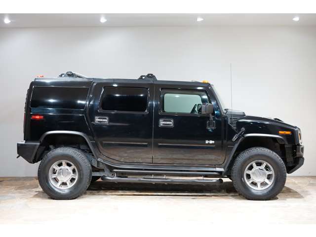 Hummer H2 7