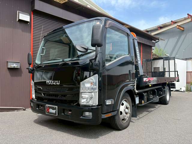Isuzu Elf 2