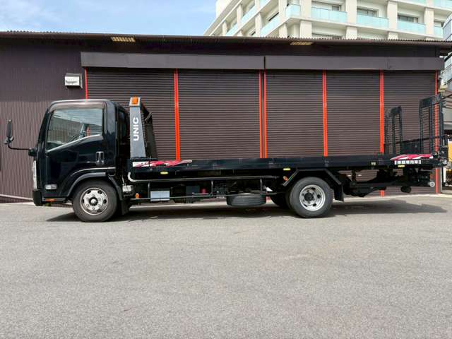 Isuzu Elf 3