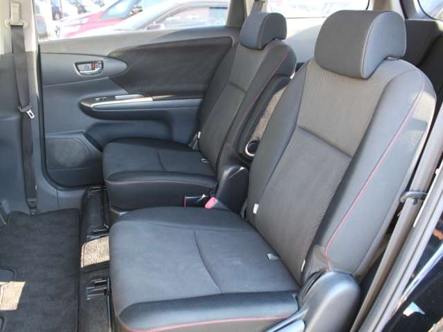Toyota Wish 10