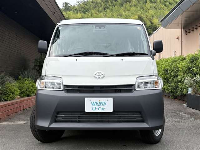 Toyota Town Ace Van 7