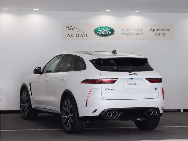 Jaguar F-Pace 4