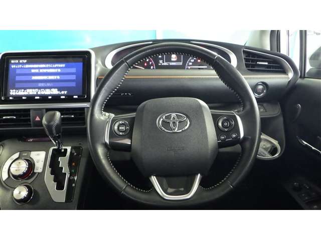 Toyota Sienta 6