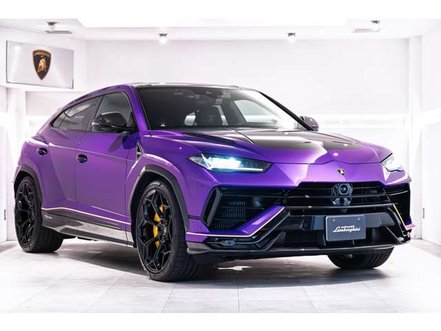 Lamborghini ウルス 3