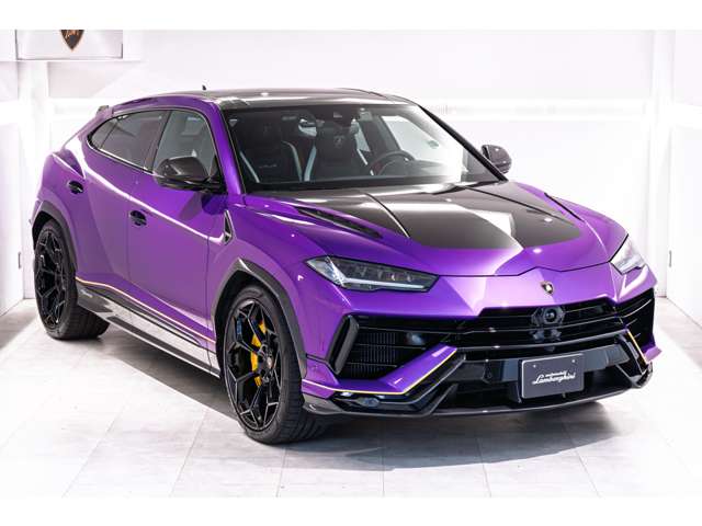 Lamborghini ウルス 4