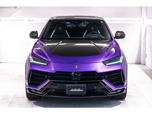 Lamborghini ウルス 5