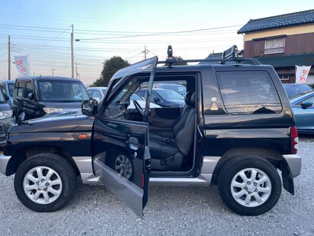 Mitsubishi Pajero Mini 3