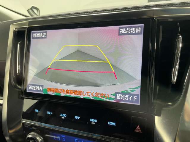 Toyota Alphard 4