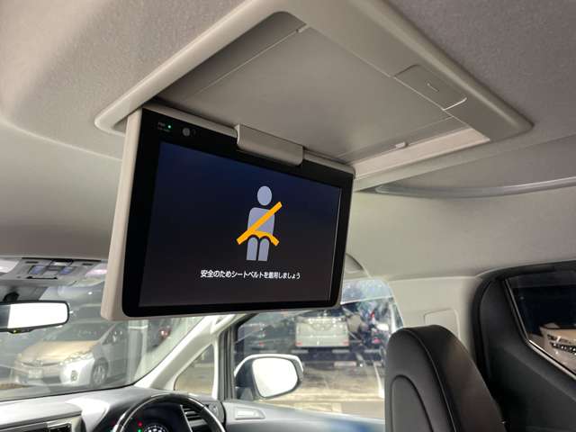 Toyota Alphard 5
