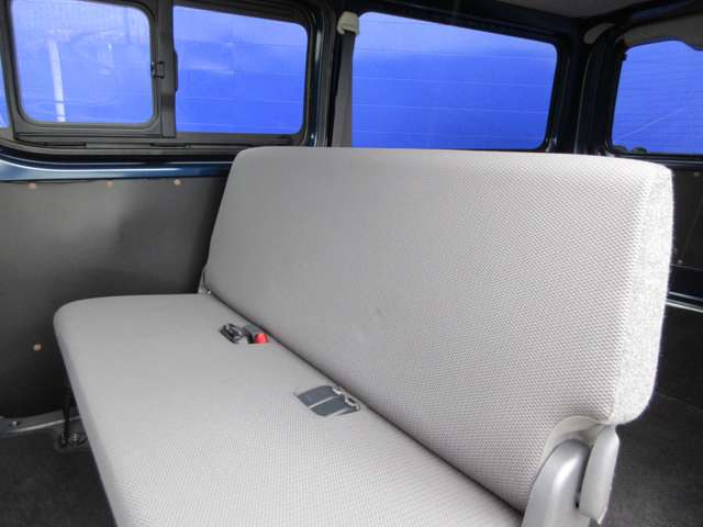 Toyota Regius Ace 12