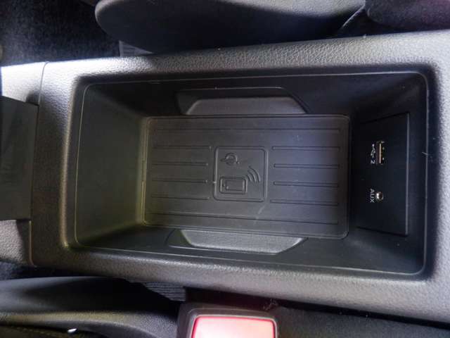 Audi Q2 8