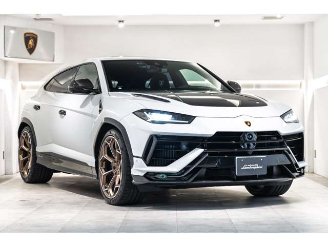 Lamborghini ウルス 2