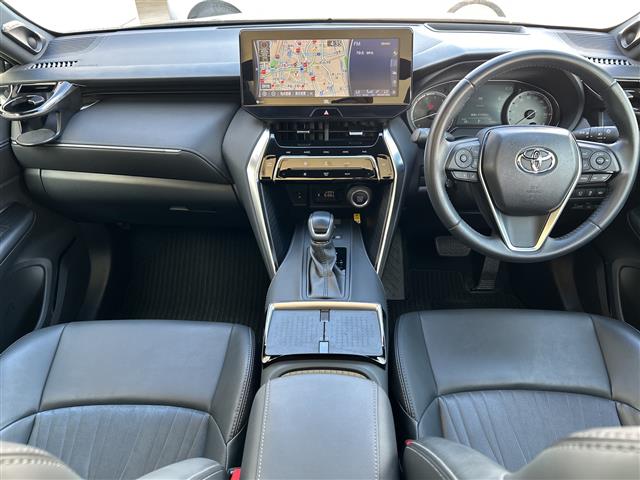 Toyota Harrier 3