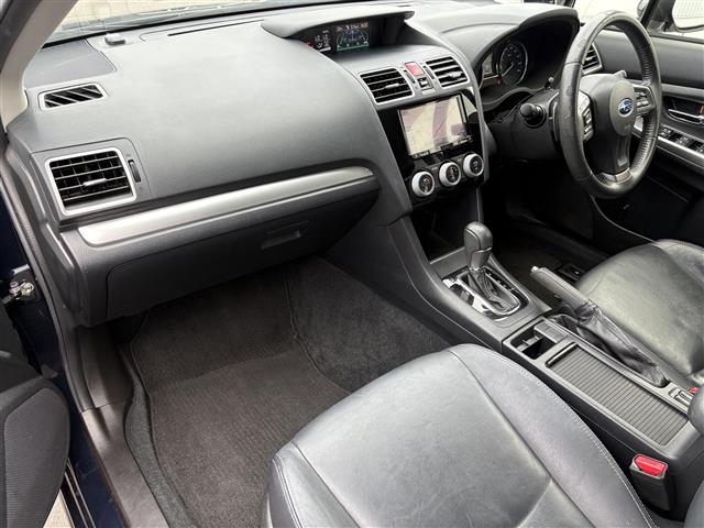 Subaru Impreza XV 12