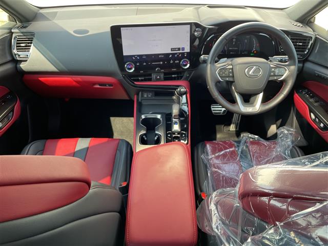 Lexus NX 7