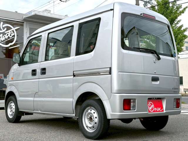 Suzuki Every 12