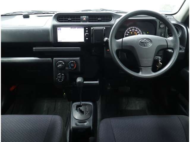 Toyota Succeed Van 3