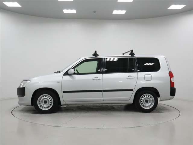 Toyota Succeed Van 4