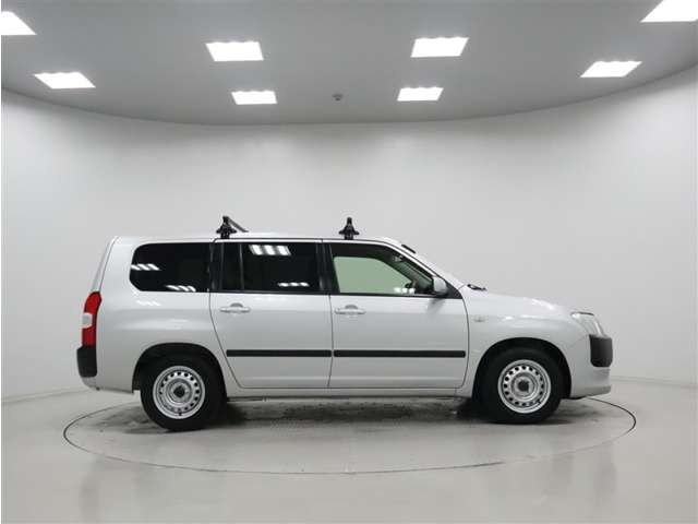 Toyota Succeed Van 5
