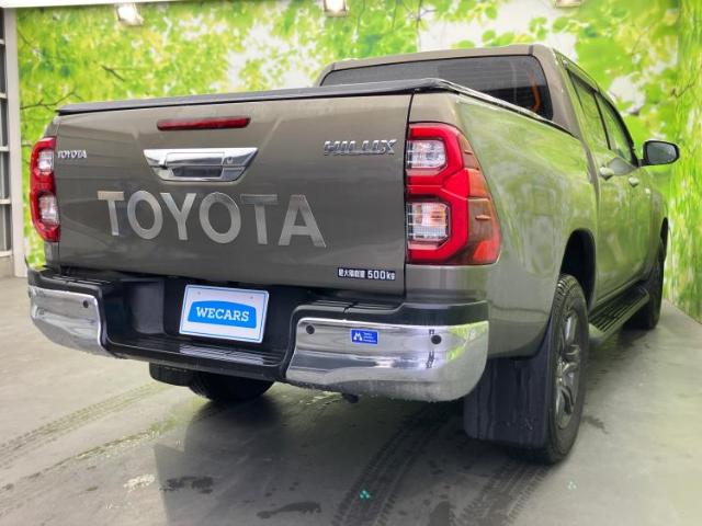 Toyota Hilux 6