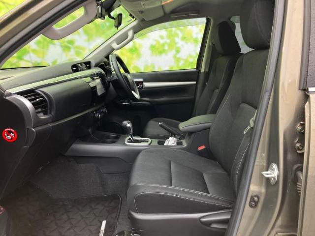 Toyota Hilux 7
