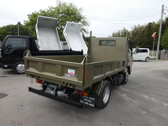 Mitsubishi Fuso Canter 9