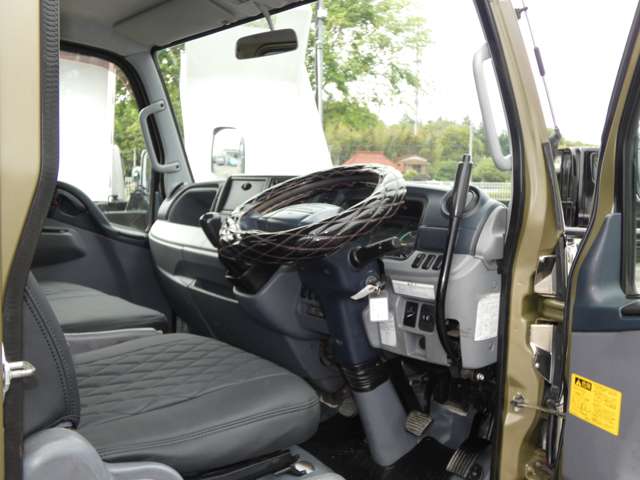 Mitsubishi Fuso Canter 11
