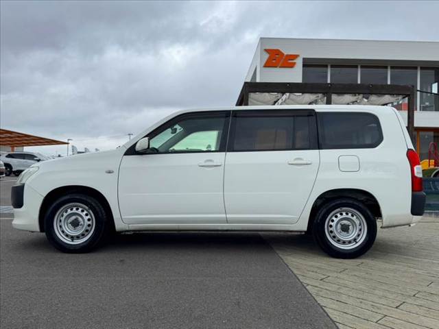Toyota Probox Van 11