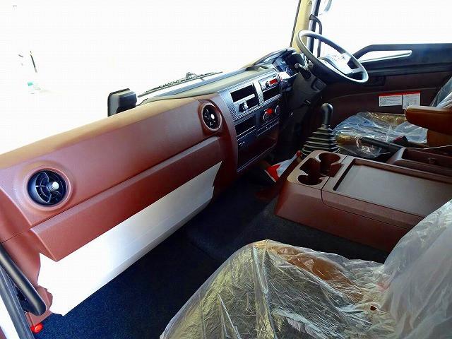 Hino Ranger 8