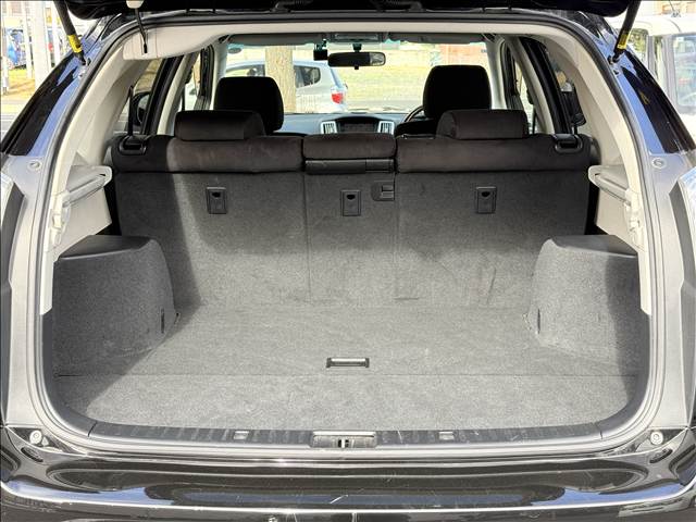 Toyota Harrier 11