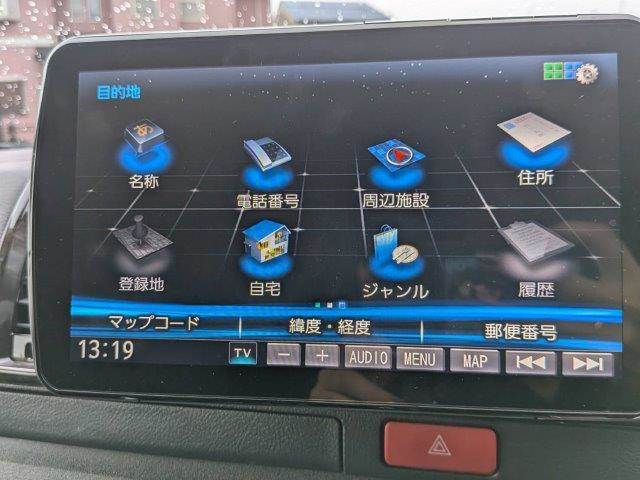 Toyota Hiace Van 6