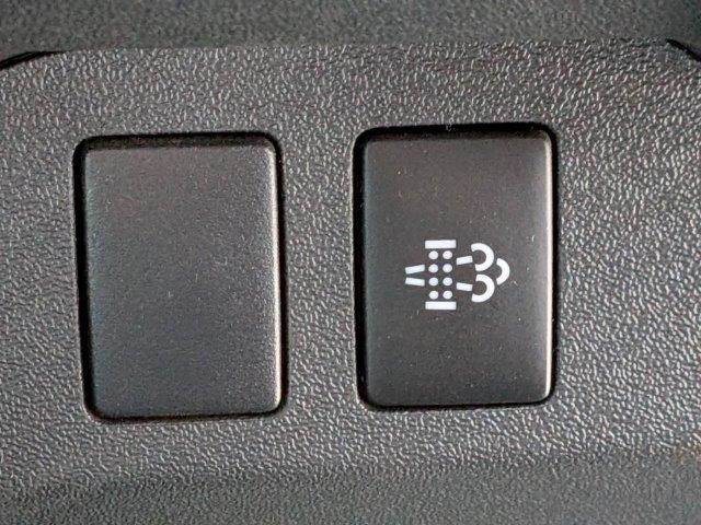 Toyota Hiace Van 8