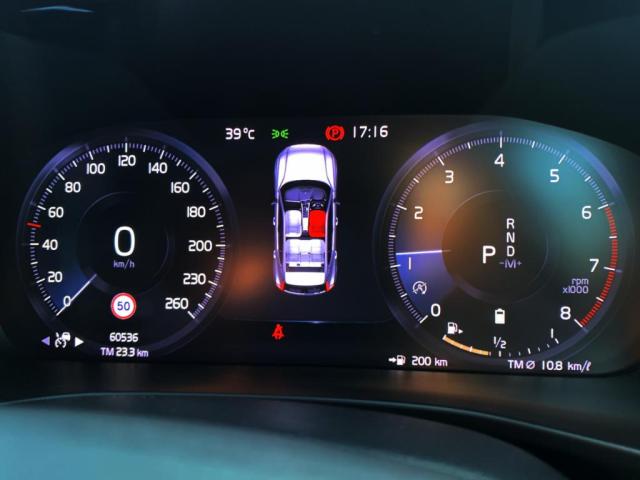 Volvo XC60 11