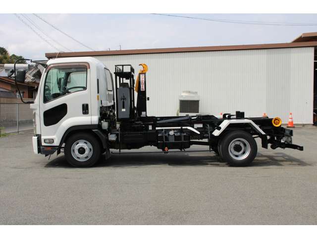 Isuzu Forward 8