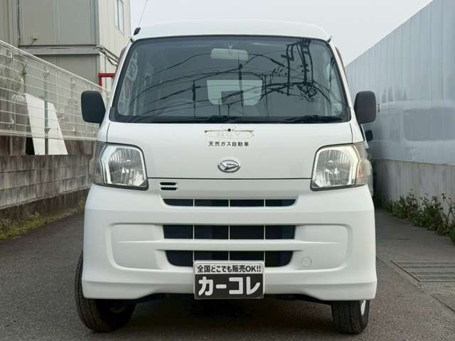 Daihatsu Hijet Cargo 2