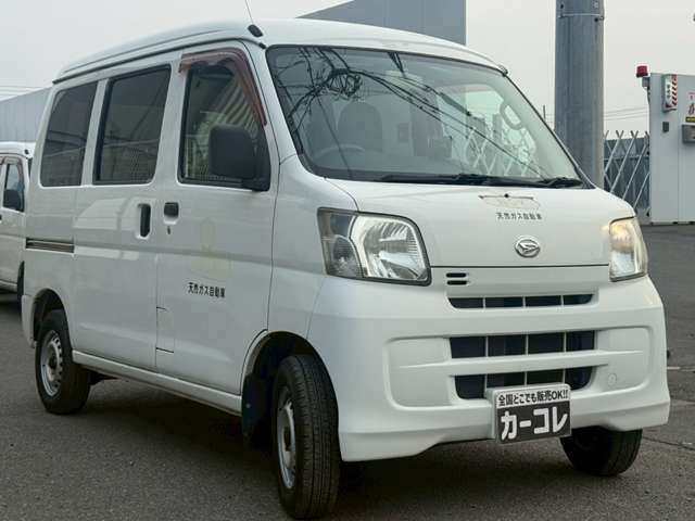 Daihatsu Hijet Cargo 3