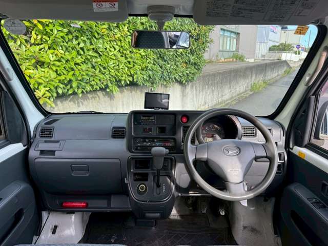 Daihatsu Hijet Cargo 10