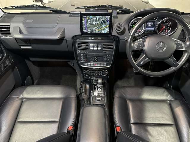 Mercedes-Benz G-Class 2