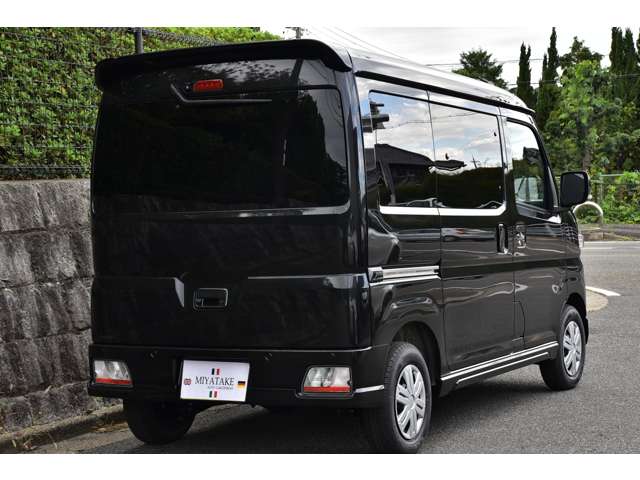 Daihatsu Atrai 8