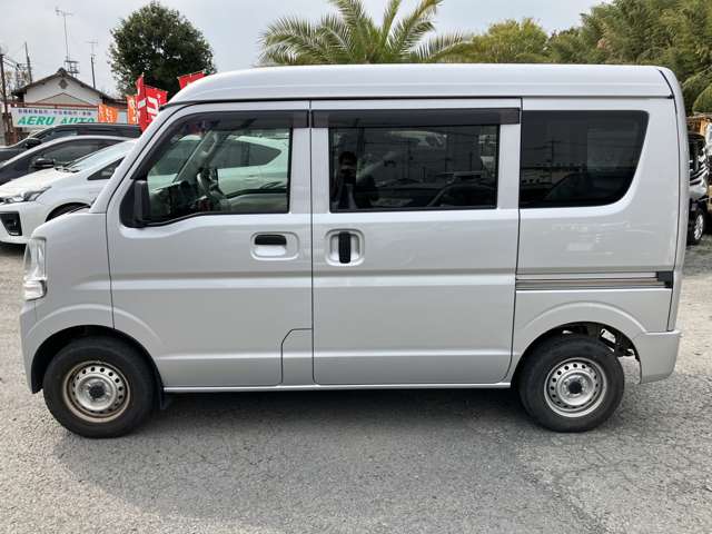 Nissan NV100 Clipper 9