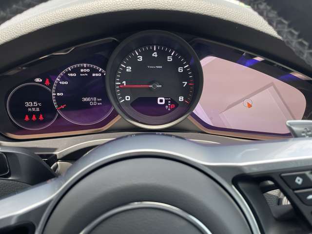 Porsche Cayenne Coupe 11