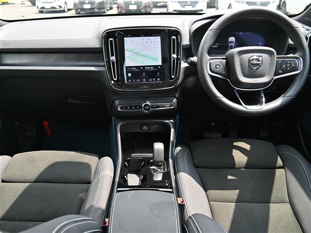 Volvo XC40リチャージ 2