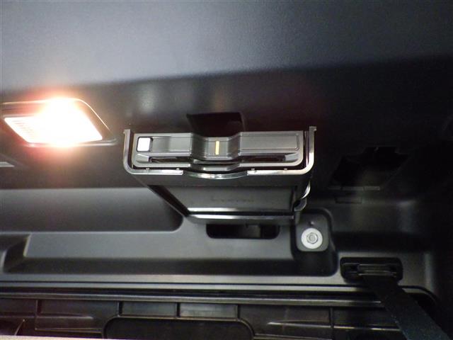 Volvo XC40リチャージ 10