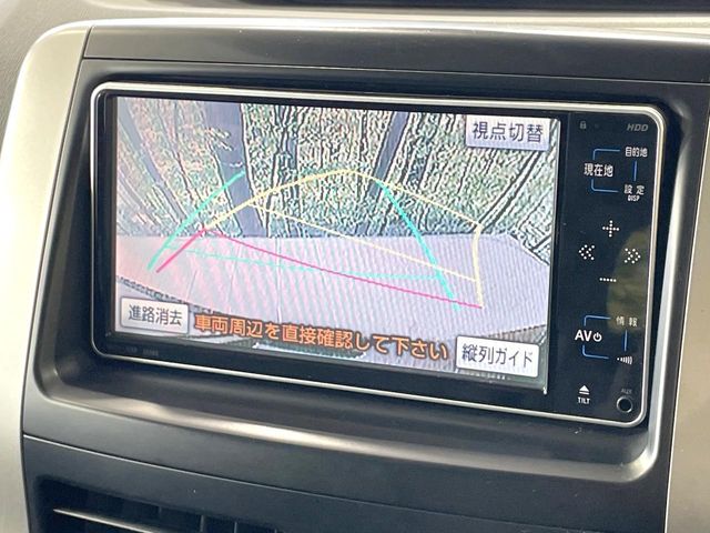 Toyota Voxy 5
