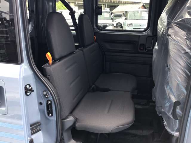 Honda N-VAN 8