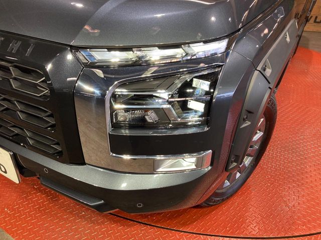 Mitsubishi Triton 12