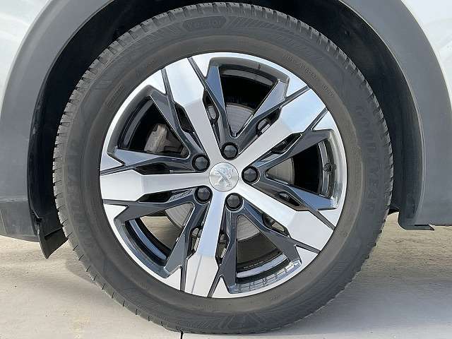 Peugeot 5008 6