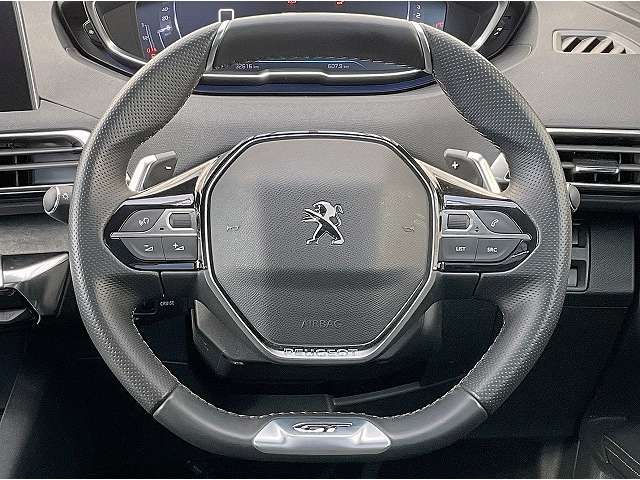 Peugeot 5008 10