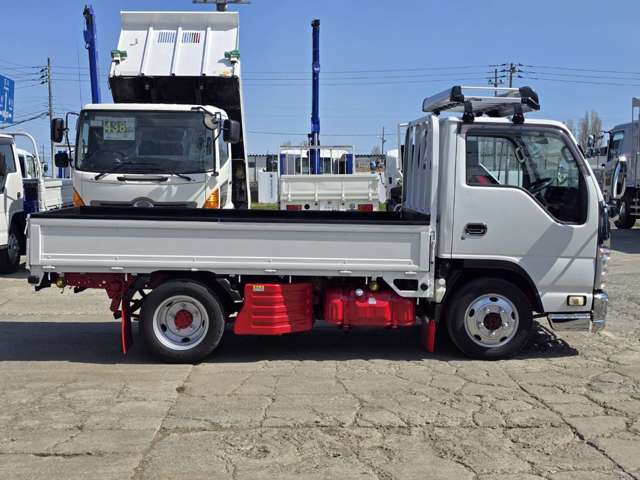Isuzu Elf 4