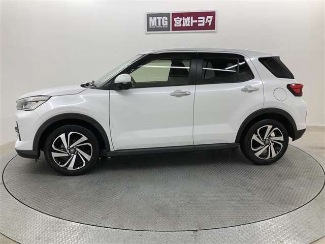 Toyota Raize 4